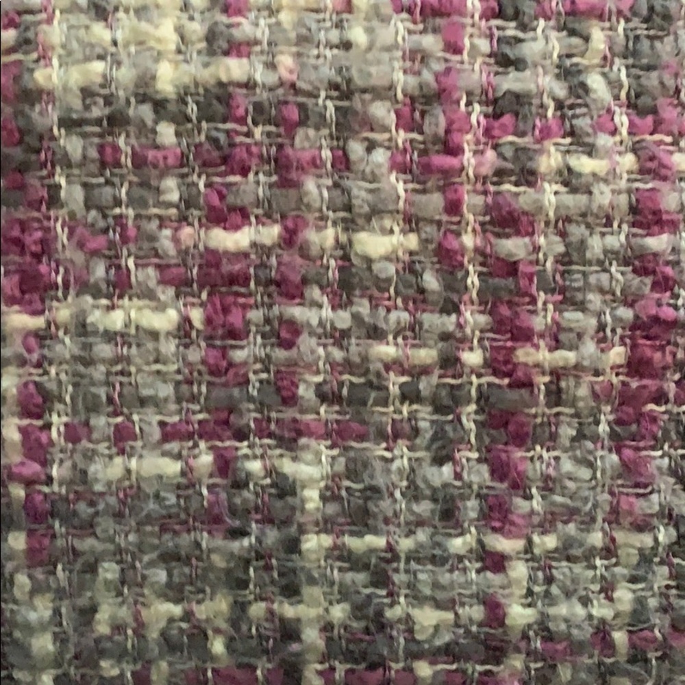 Accent pillows - Picture 2 of 2